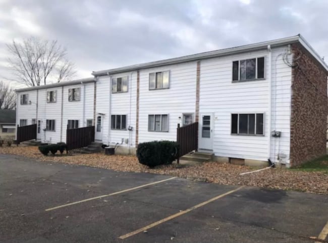 Building Photo - 844 Indian Trail