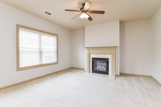 Building Photo - 3096 Montauk Hill Dr NE