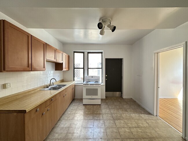 Foto del edificio - 3147 W Medill Ave