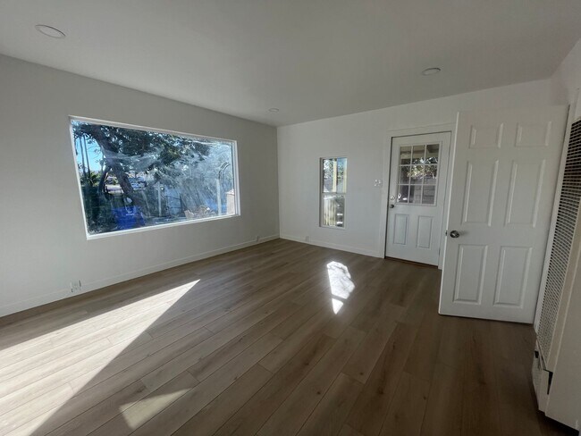 Foto del edificio - 232 Willowbrook Dr