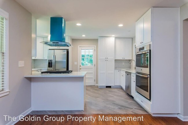 Foto del edificio - 3 br, 2 bath House - 1775 N. Holly Lane