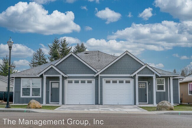 Foto del edificio - 2 br, 2.5 bath House - 3381 Lewis Lane