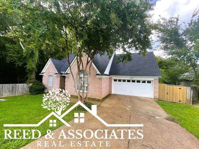 Building Photo - Cordova Home Conveniently Located
