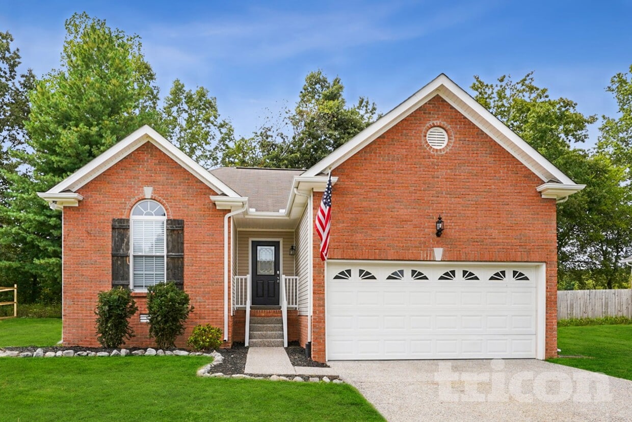 Foto principal - 121 Willowleaf Ln