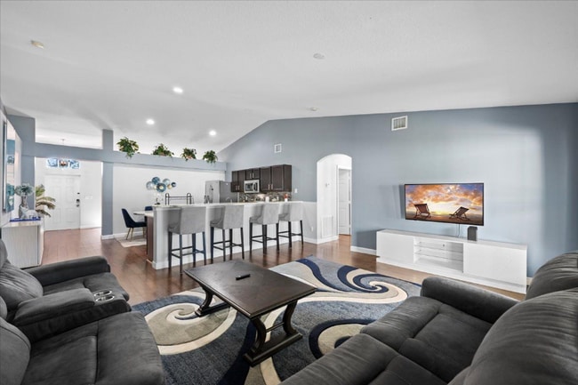 Foto del edificio - 7975 103rd Ct