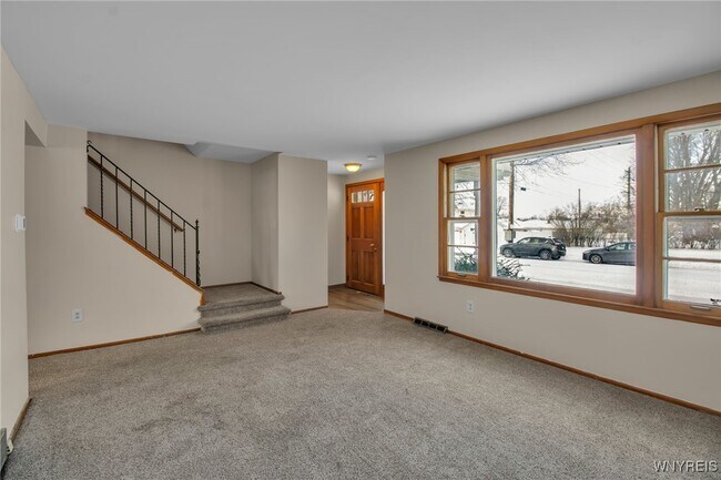 Foto del edificio - 201 Marrano Pkwy