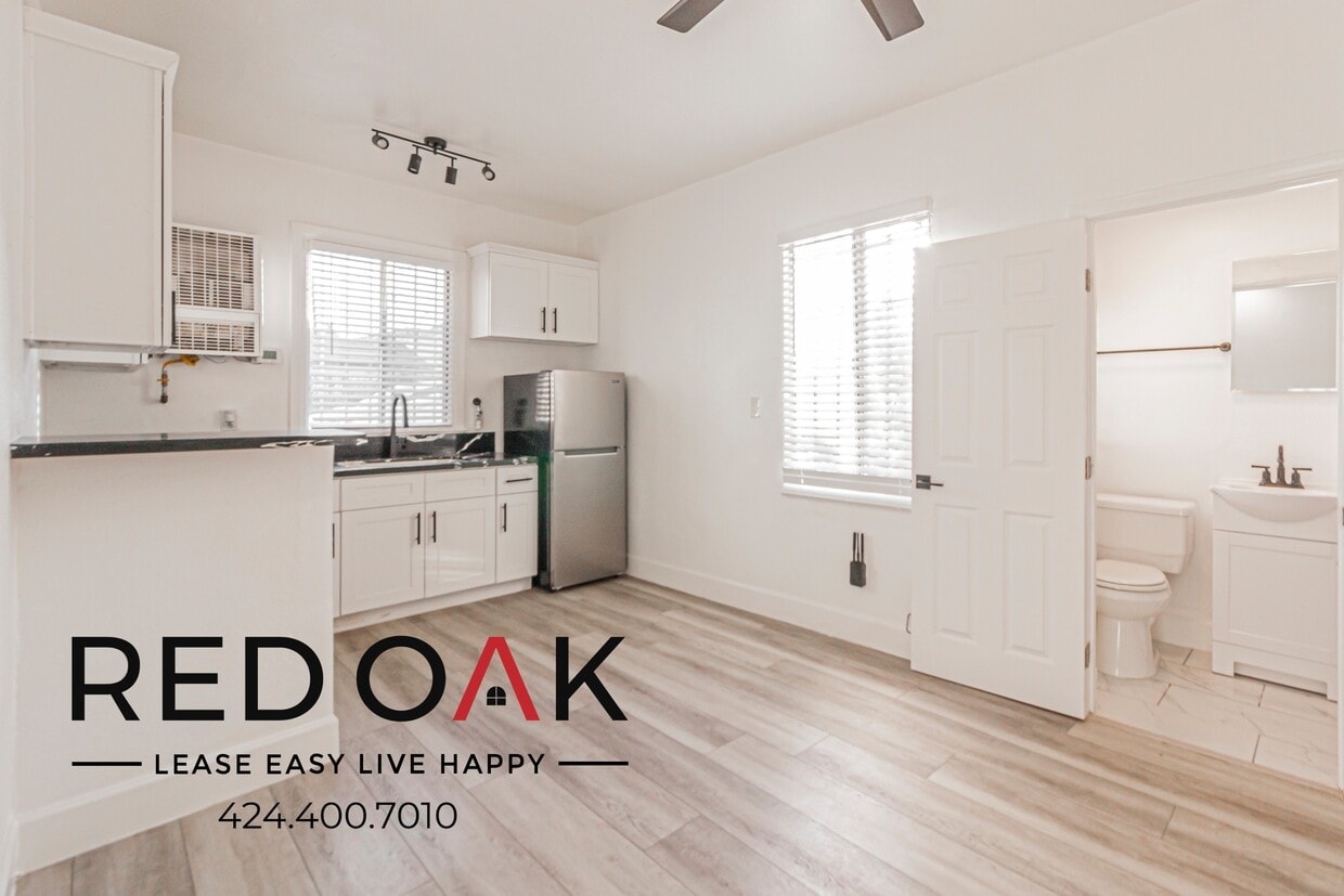 Foto principal - 1017 S Kingsley Dr