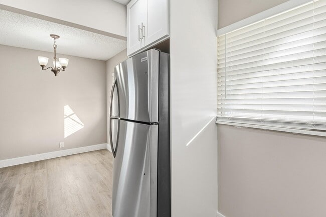 Building Photo - 141 Brittany Terrace