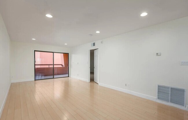 Foto del edificio - Prime Location 1BR – Apply Today