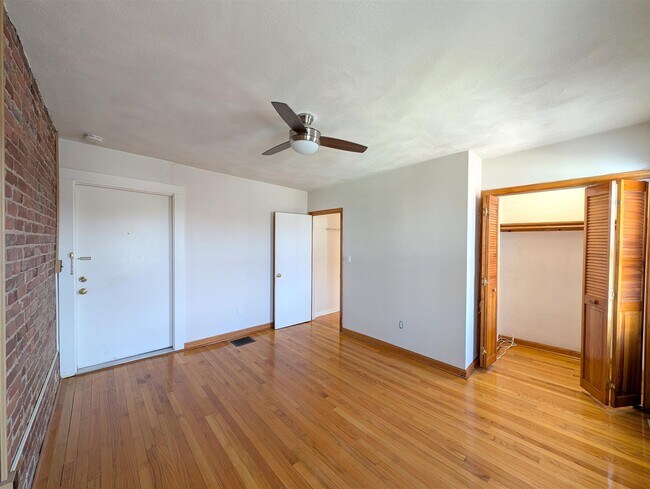 Foto del edificio - 749 Somerville Ave