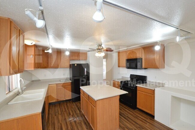 Foto del edificio - 1906 S 78th Pl