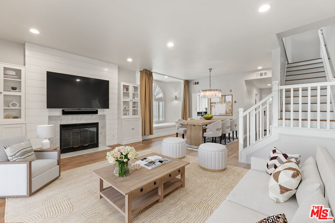 Foto principal - 8505 Gulana Ave