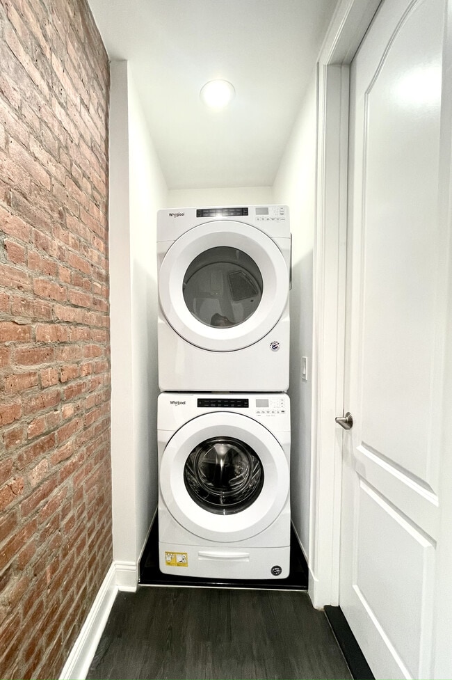 Foto del edificio - 2478 Arthur Ave