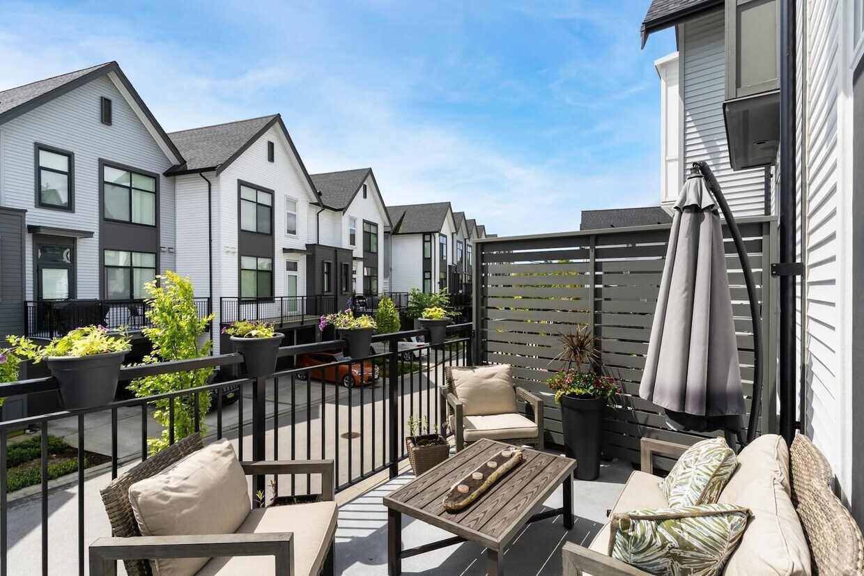 Photo principale - 17555-1757A 57a Ave