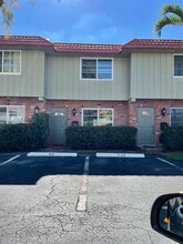 Building Photo - 156 NE 20th Ct