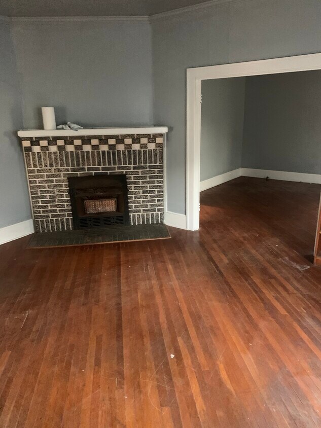 Foto principal - 2125 Ave F
