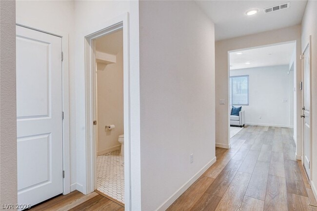 Building Photo - 2216 Elford Ct