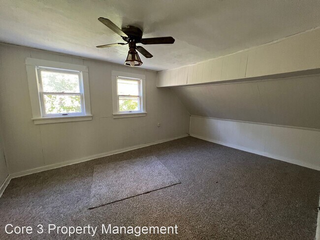 Building Photo - 4 br, 1 bath House - 1660 N College