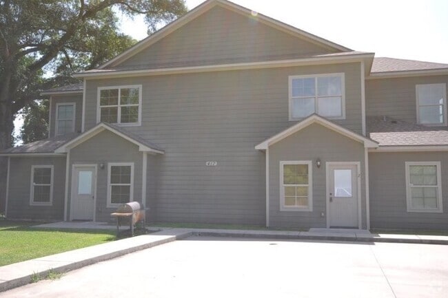 Building Photo - 417 Chavanne St