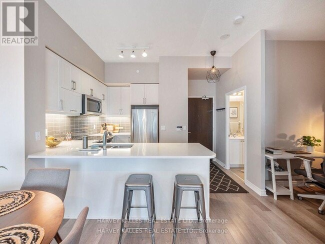 Building Photo - 39 Annie Craig Dr