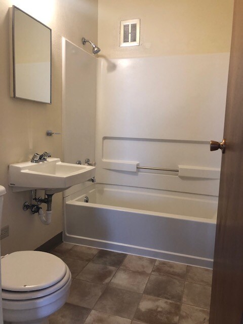 Foto principal - 415 S 26th St