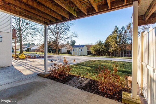 Building Photo - 1063 Westgate Dr