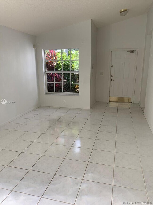 Building Photo - 14305 SW 150th Ave