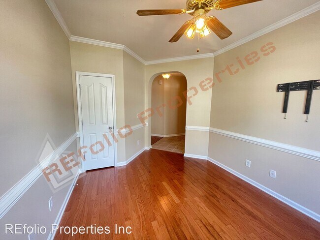 Building Photo - 3 br, 2.5 bath House - 106 Courts Garden Way