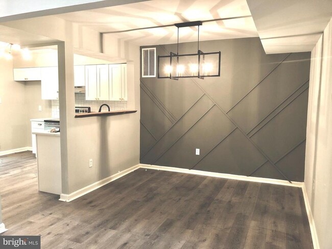 Building Photo - 1533 Casino Cir