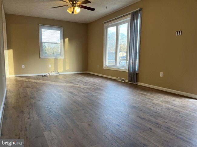 Building Photo - 47968 Mary Lynn Dr