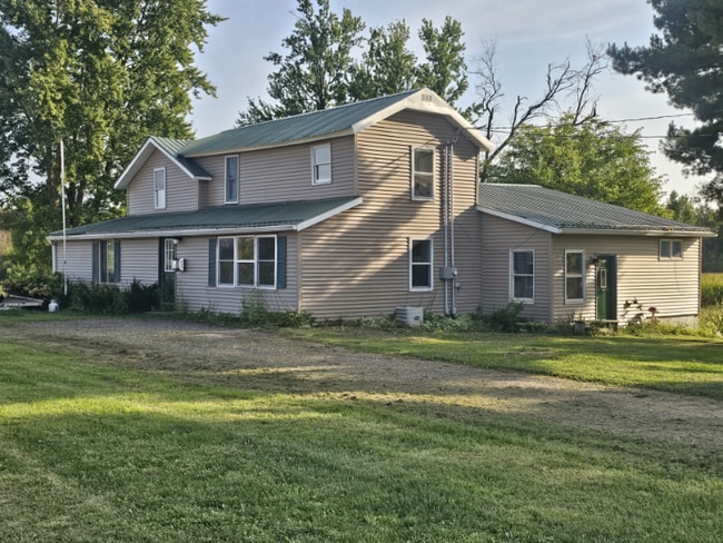 Building Photo - 3145 County Rd Z