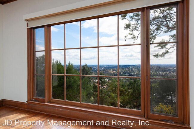 Building Photo - 3 br, 2 bath House - 9500 Ridgecrest Dr