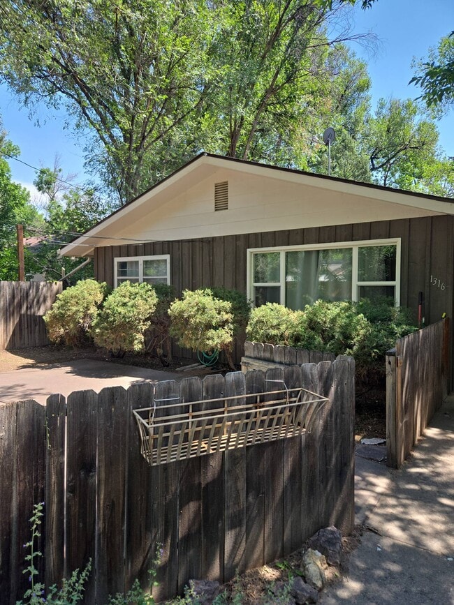 Photo - 1316 N Arcadia St Townhome