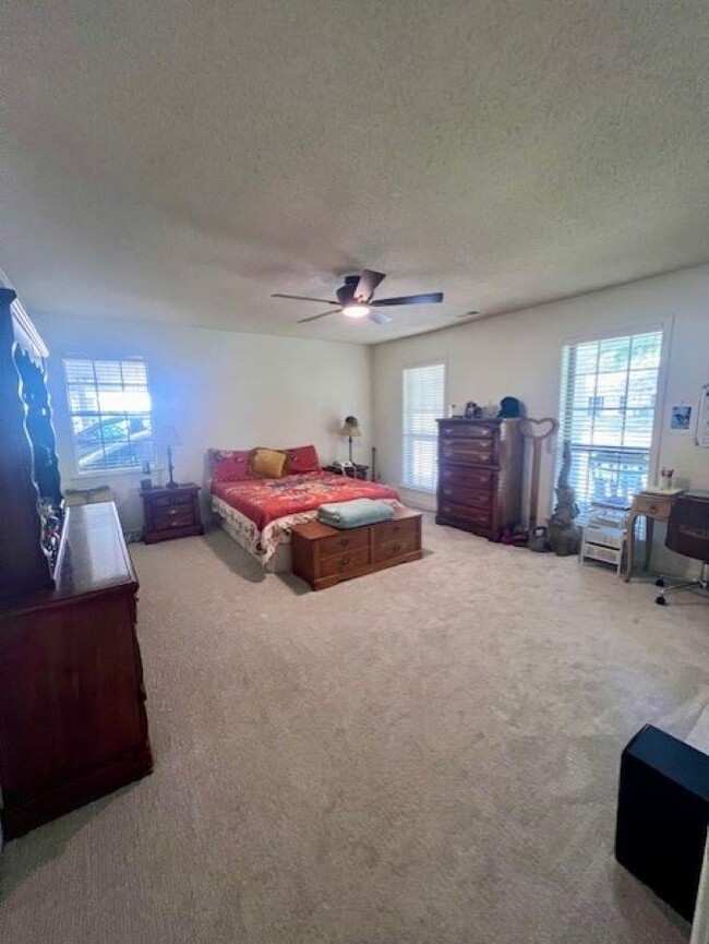 Foto del edificio - 765 Memory Ln
