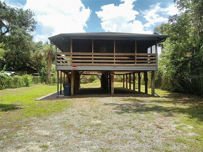 Building Photo - 357 Carnette Dr