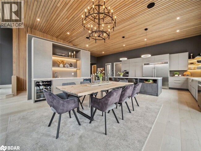 Building Photo - 7 Meadowlark Way