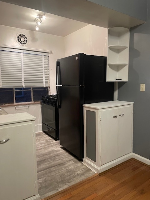 Foto del edificio - 814 Ellison Ave