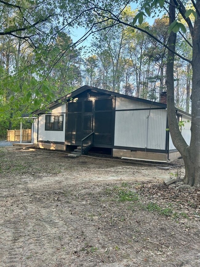 Building Photo - 24934 Patriots Way, Unit A