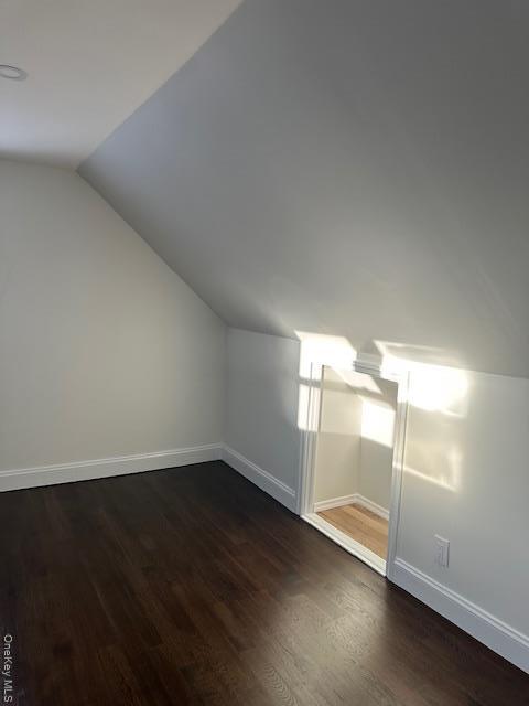 Foto del edificio - 106 Bregman Ave