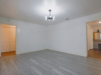 Building Photo - 14315 Piping Rock Ln