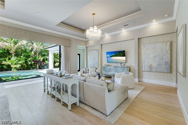 Foto del edificio - 760 Park Shore Dr