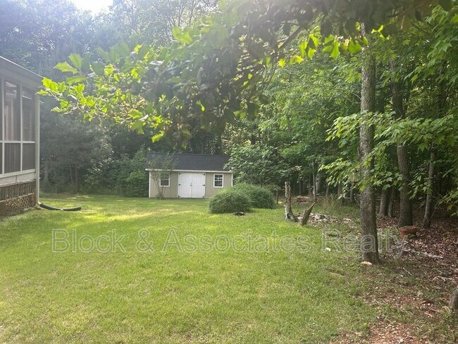 Building Photo - 3653 Pleasants Ridge Dr