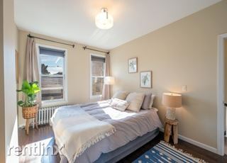 Foto del edificio - 3 br, 1.5 bath House - 106 Griffith St