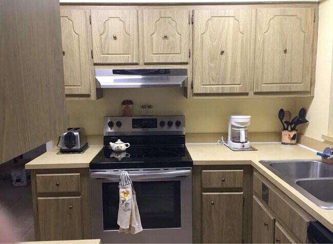 Foto del edificio - 6232 Morning Ave