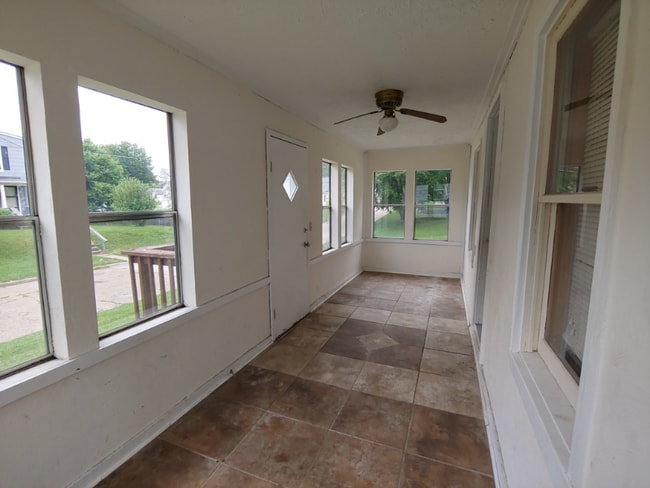 Foto del edificio - 4425 16th Ave