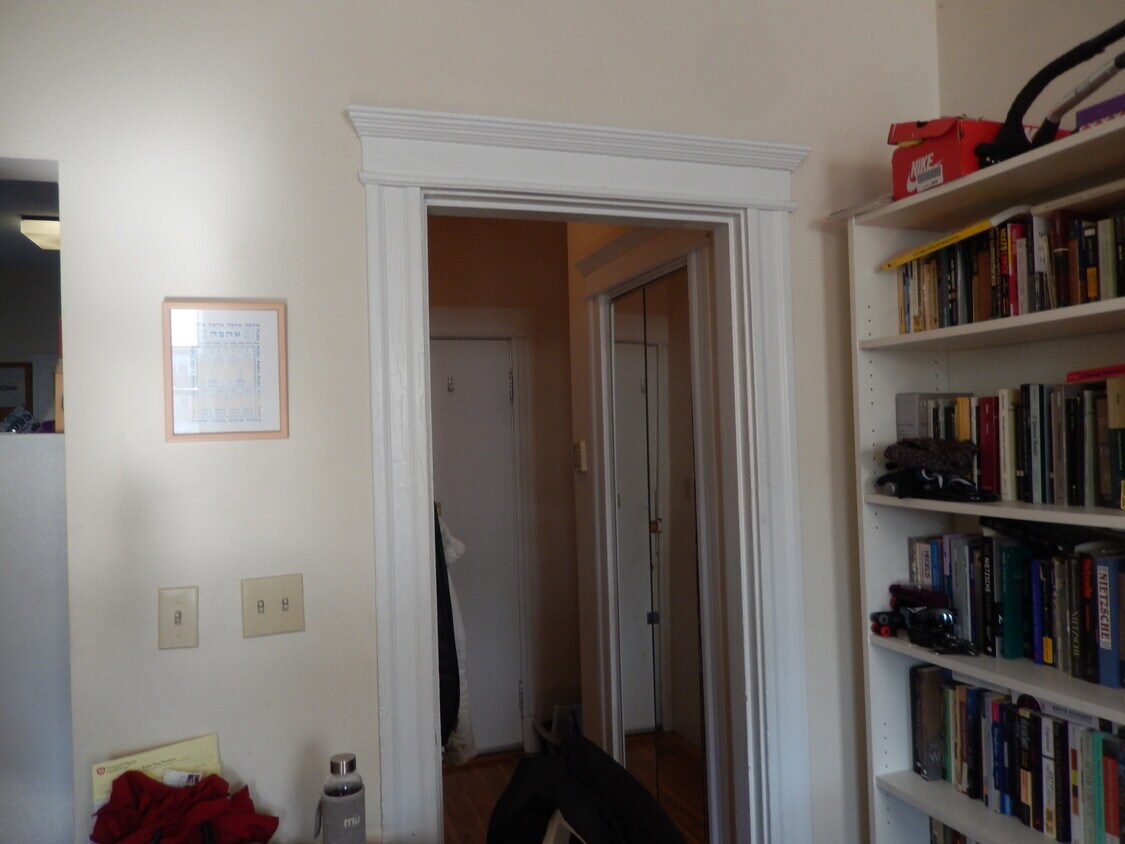 Foto principal - 1625 Commonwealth Ave
