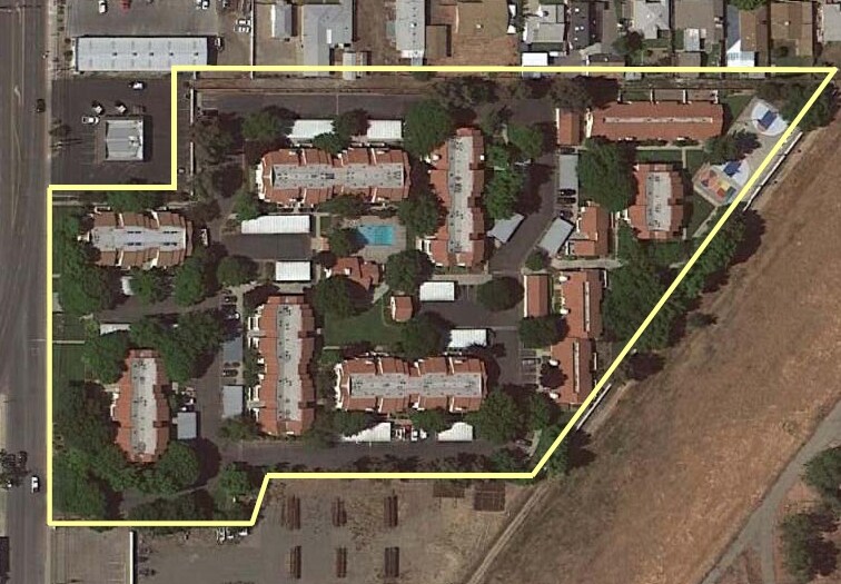 Coaling Station B Apartments in Coalinga, CA