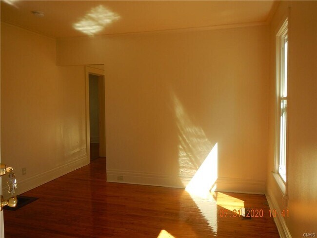 Building Photo - 500 Westcott St