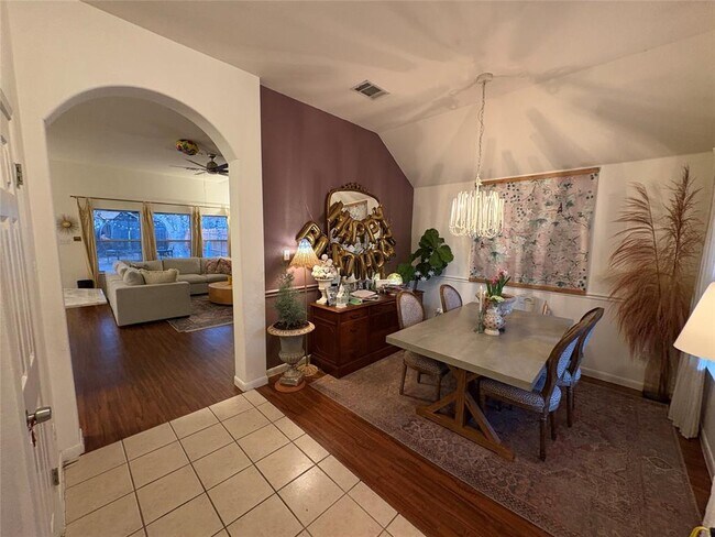 Foto del edificio - 432 Hanover Ct