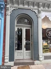 Building Photo - 221 N Market St